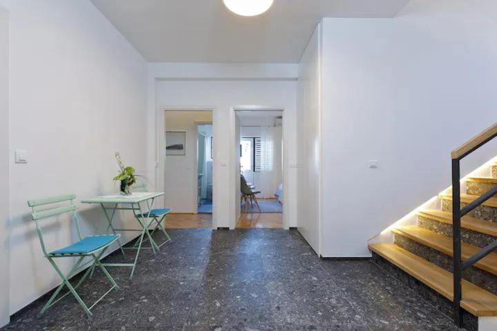 Apartment & Rooms Nugal Makarska Quarto foto